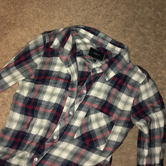 cute flannel tops